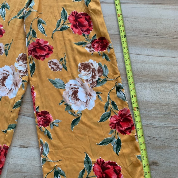 XHILARATION FLORAL DEEP V-NECK STRAPPY WRAP-FRONT JUMPER, MUSTARD Size M - Picture 6 of 6